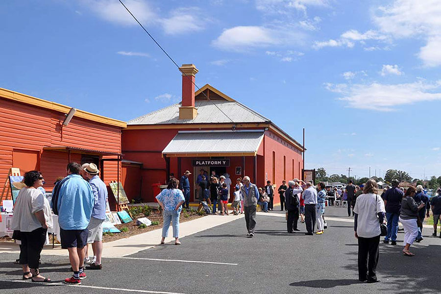 Better for community: The renovated refreshment room is now set up as a youth space, “Platform Y”, bringing activity back to the railway station.