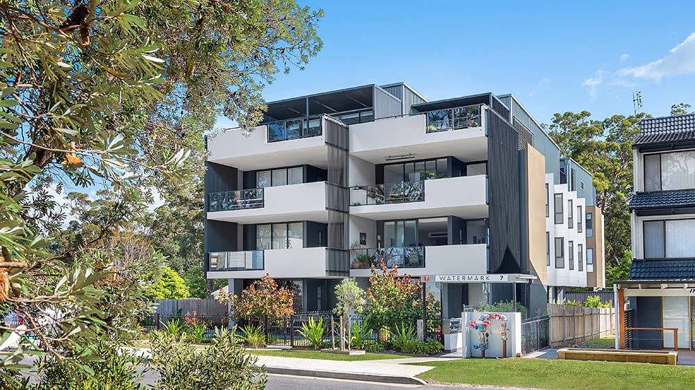 Watermark proves that infill buildings with a small footprint can deliver excellent amenity for residents, sunlight for living rooms and balconies, and natural ventilation for a high proportion of apartments.